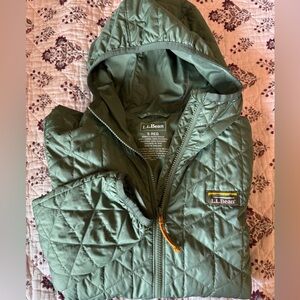 L.L. Bean Green Quilted Hooded Jacket Small